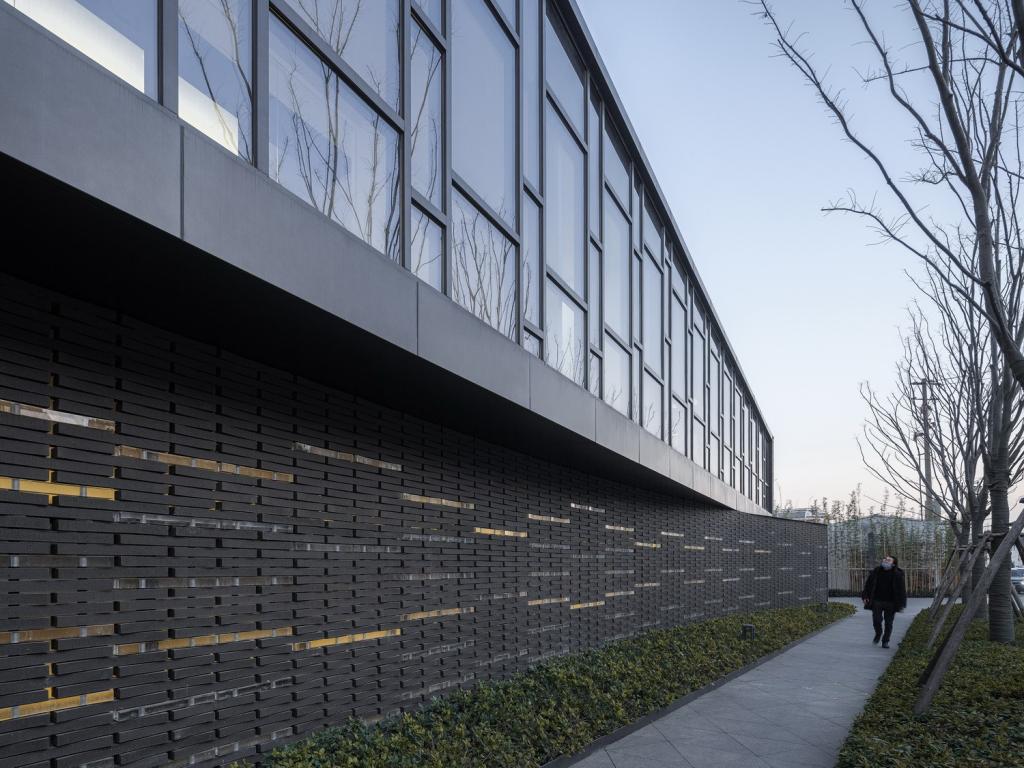 BIM建筑|苏州“狮子口”遗址环境保护与扩建 / 上海日清