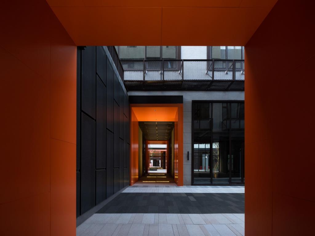 BIM建筑|打开脑洞、创意回路——8号桥沈半路文创办公园区改造 / 予舍予筑