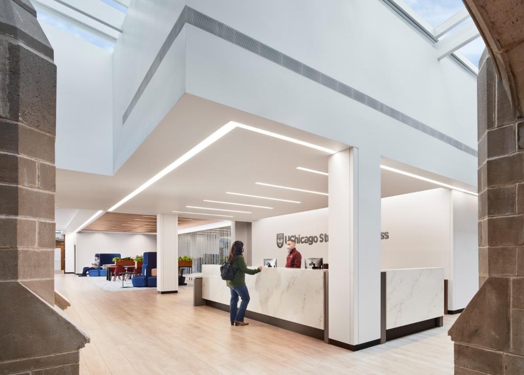 BIM建筑|芝加哥大学学生健康中心 / Wight & Company