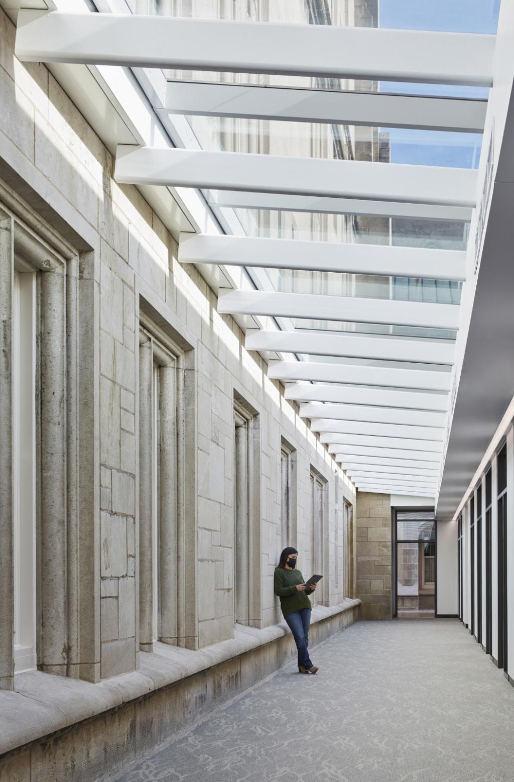 BIM建筑|芝加哥大学学生健康中心 / Wight & Company