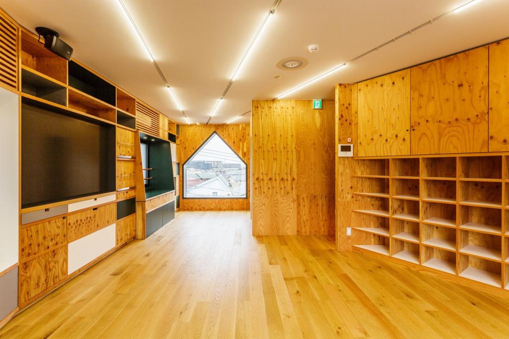 BIM建筑|MK-S 幼儿园：大人的大建筑，小孩的小房子 / 日比野建筑事务所 + Youji no Shiro