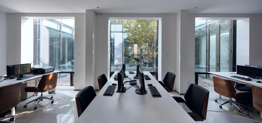 BIM建筑|坐落于北京郊野公园里的低碳友好型设计师工作室-东风3号院 / 中德行建筑设计