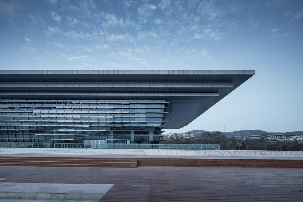 BIM建筑|长岛海洋生态文明综合试验区展览馆 / 华南理工大学建筑设计研究院工作十室+烟台市建筑设计研究院