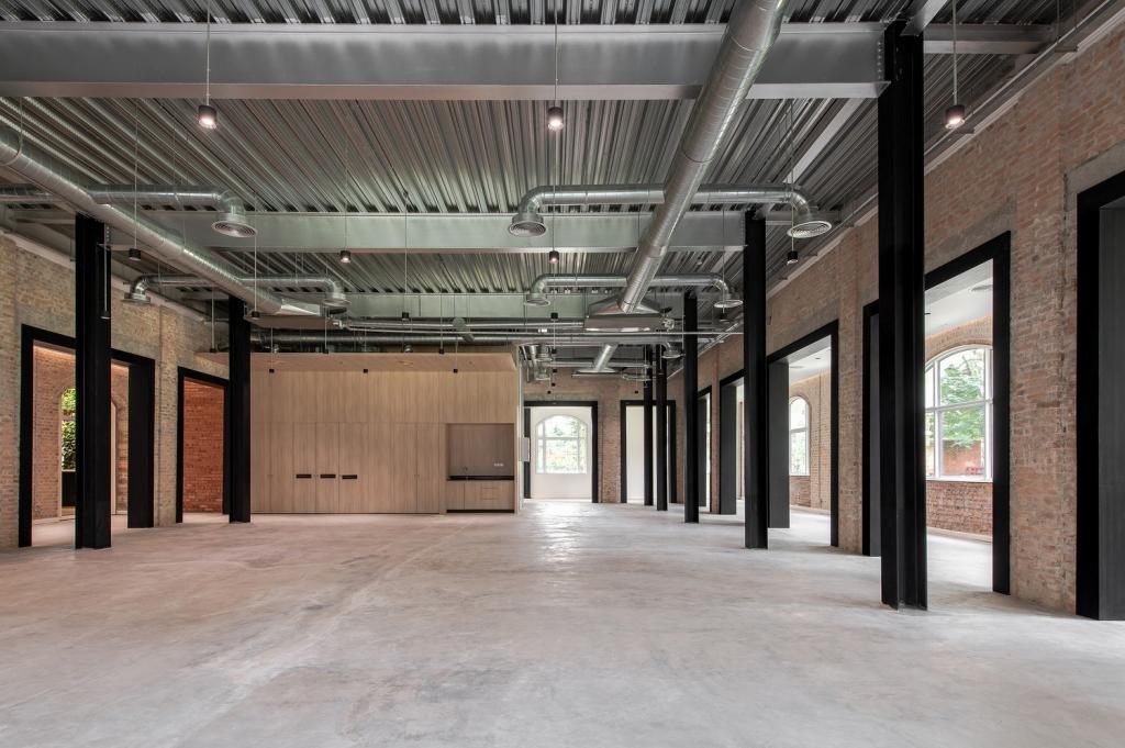 BIM建筑|从殖民建筑空壳中再生，Sentul 耐候钢办公楼 / O2 Design Atelier + YTL Land & Development