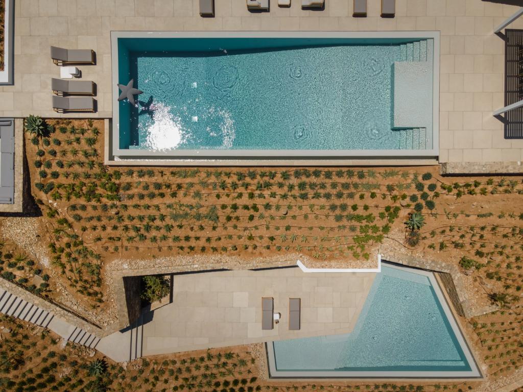 BIM建筑|安提帕洛斯岛的地下私人别墅 / Tsolakis Architects