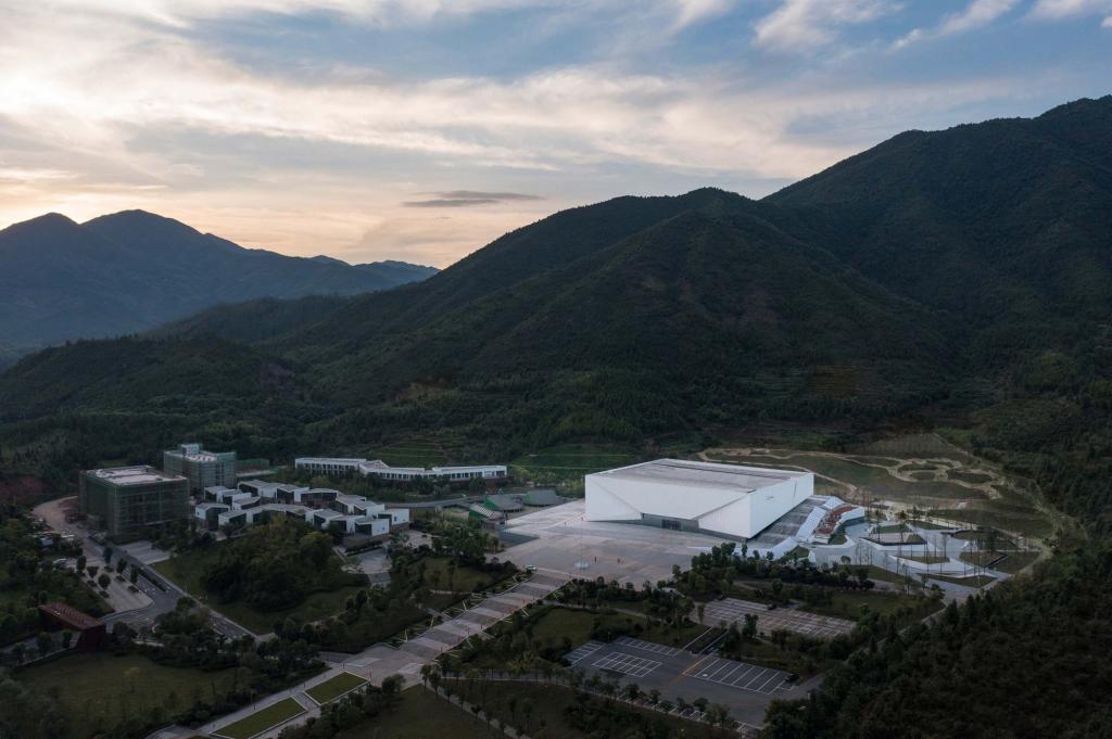 BIM建筑|南方红军三年游击战争纪念馆 / 华建集团上海建筑设计研究院