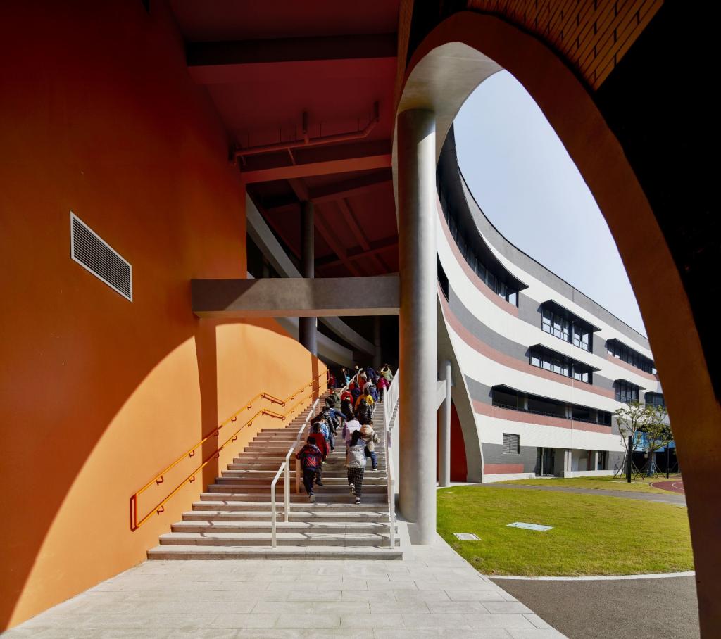 BIM建筑|苏州科技城天佑实验小学及幼儿园 / BAU