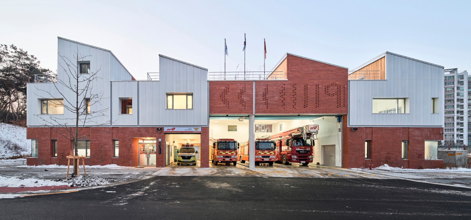 BIM建筑|江一洞119消防站 / OA-Lab