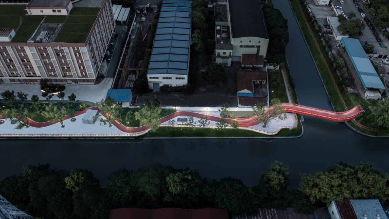 BIM建筑|上海闵行横泾港东岸滨水，景观公共空间改造 / SPARK Architects