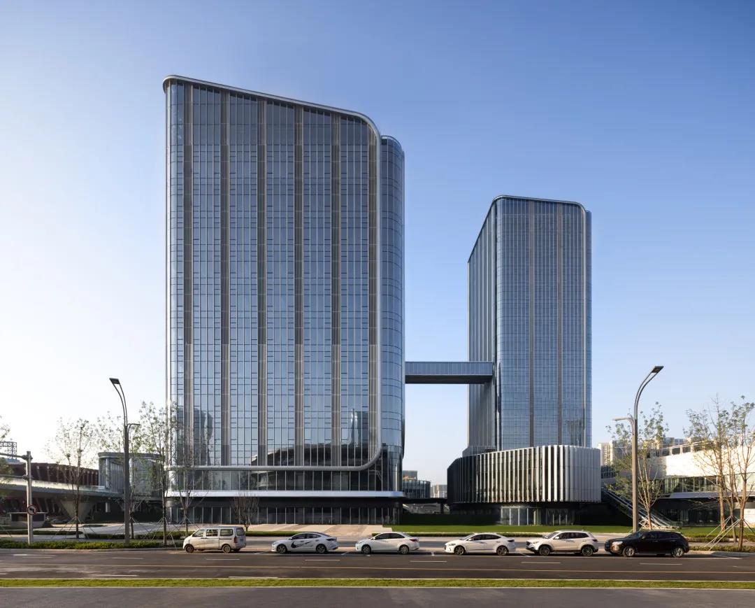 BIM建筑|最美全运会完美收官，奥体中轴之门继续绽放新的生命力 / 三益建筑设计