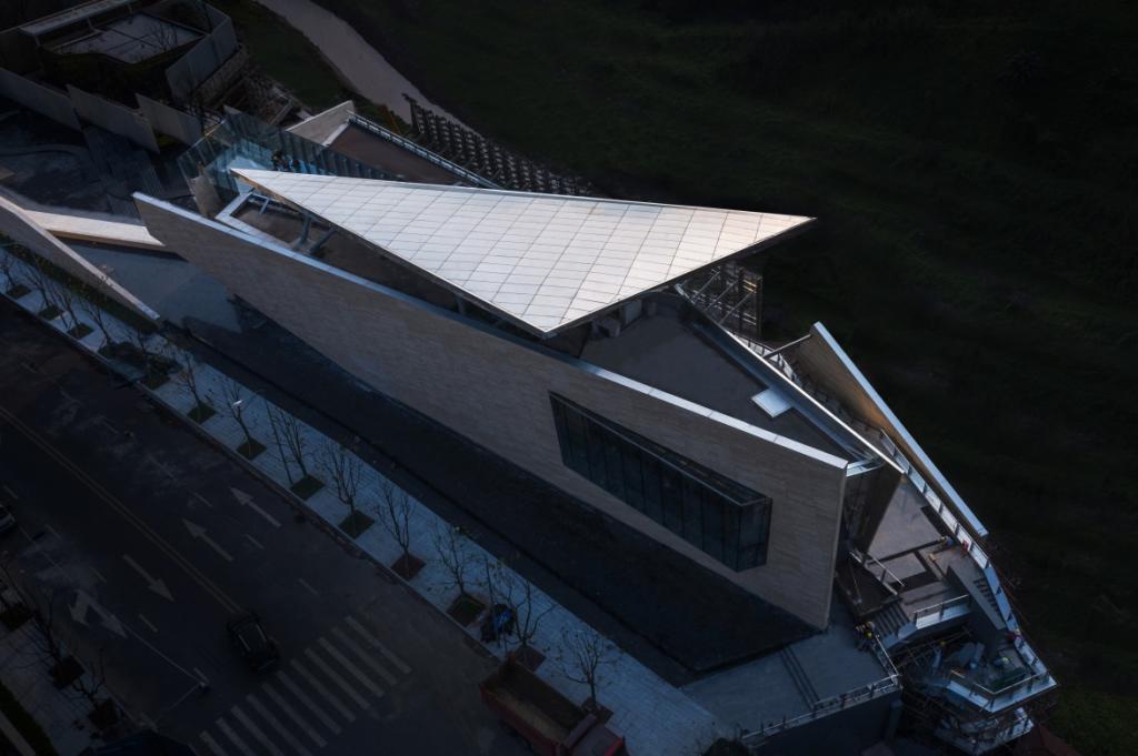 BIM建筑|大道非形-不受风格约束的建筑 / aoe事建组的建筑实践之路