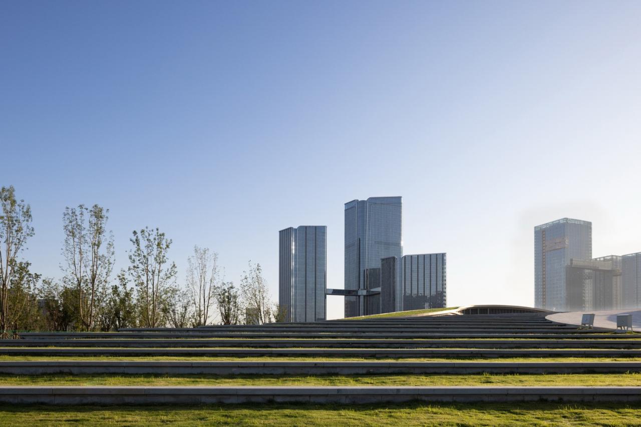 BIM建筑|最美全运会完美收官，奥体中轴之门继续绽放新的生命力 / 三益建筑设计