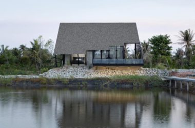 BIM建筑|三角屋，后院私宅 / TOUCH Architect-BIM建筑网