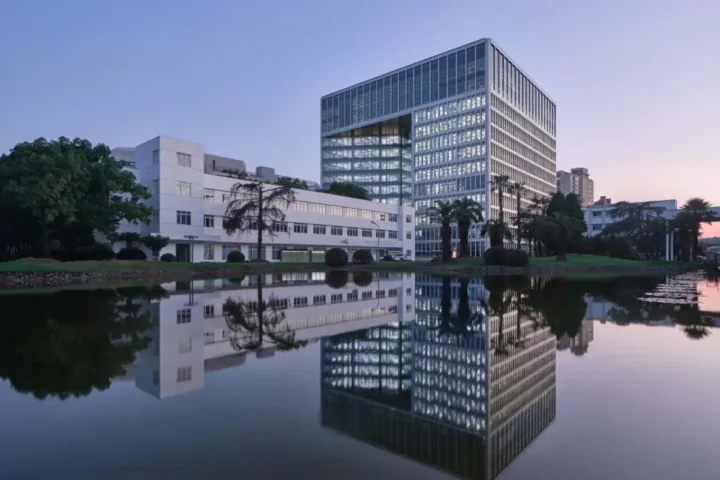 BIM建筑|上海上汽大众技术中心 / HPP建筑事务所