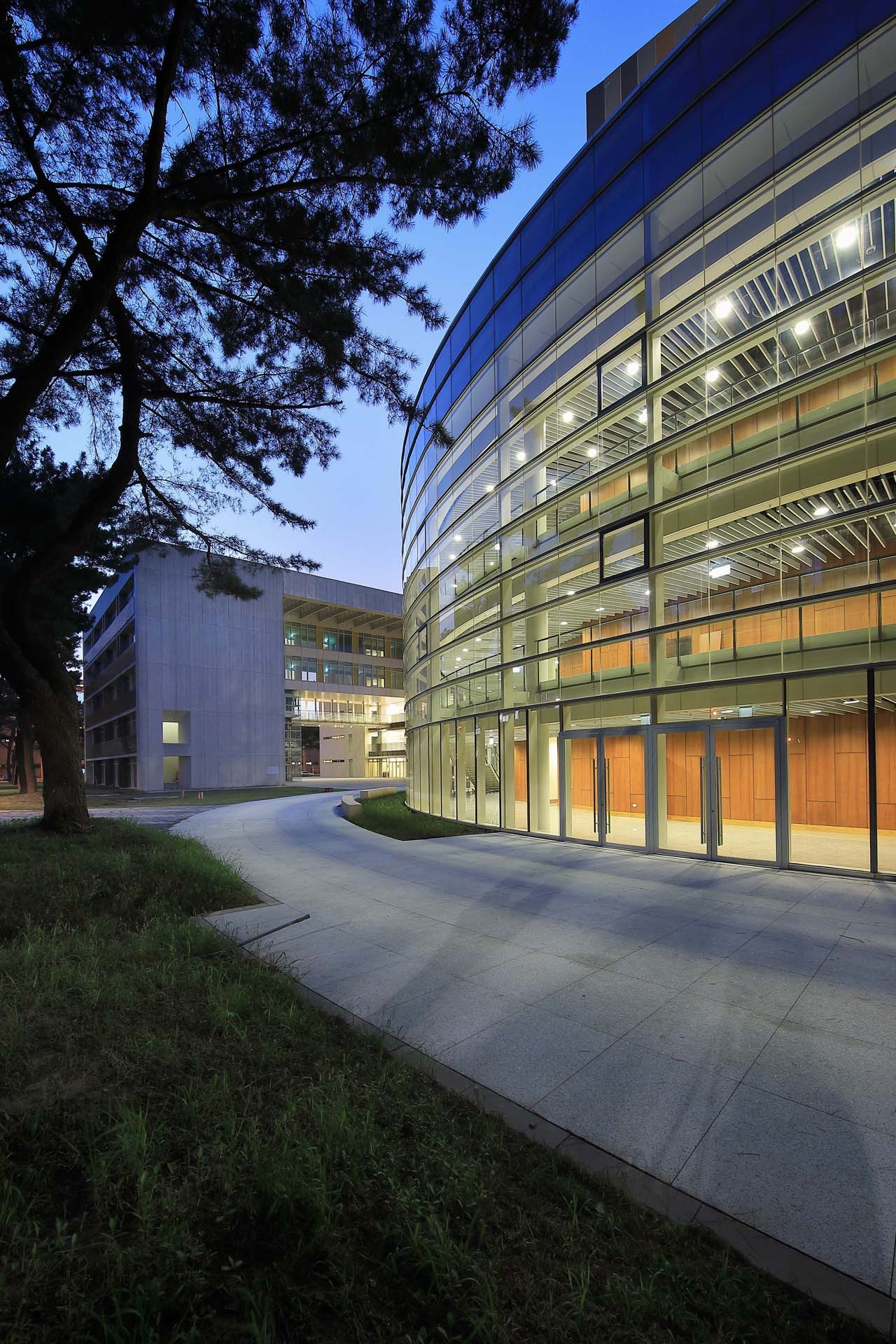 BIM建筑|台湾中央大学多功能大礼堂 / 潘冀联合建筑师事务所