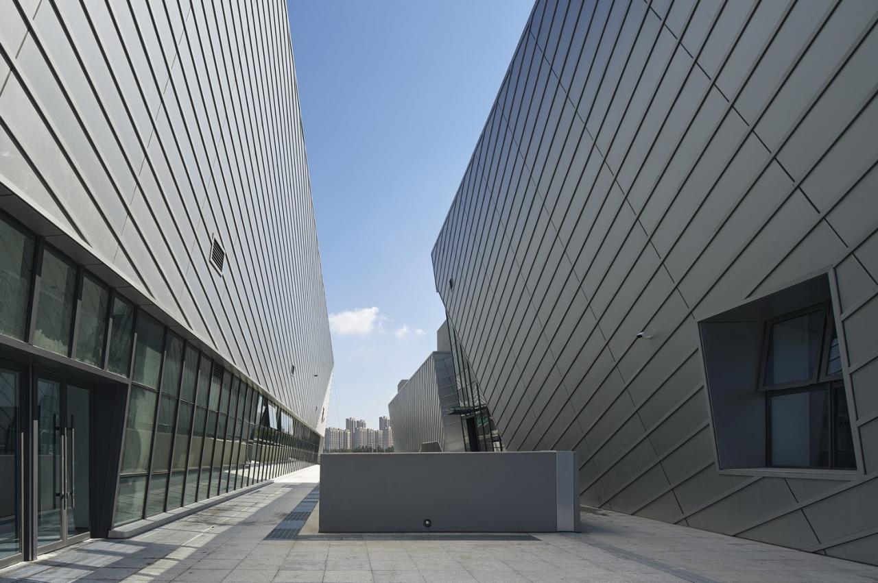 BIM建筑|济南山东第一医科大学文体中心 / 天津大学设计总院·顾志宏工作室