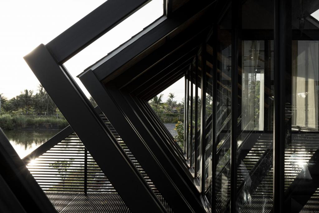 BIM建筑|三角屋，后院私宅 / TOUCH Architect