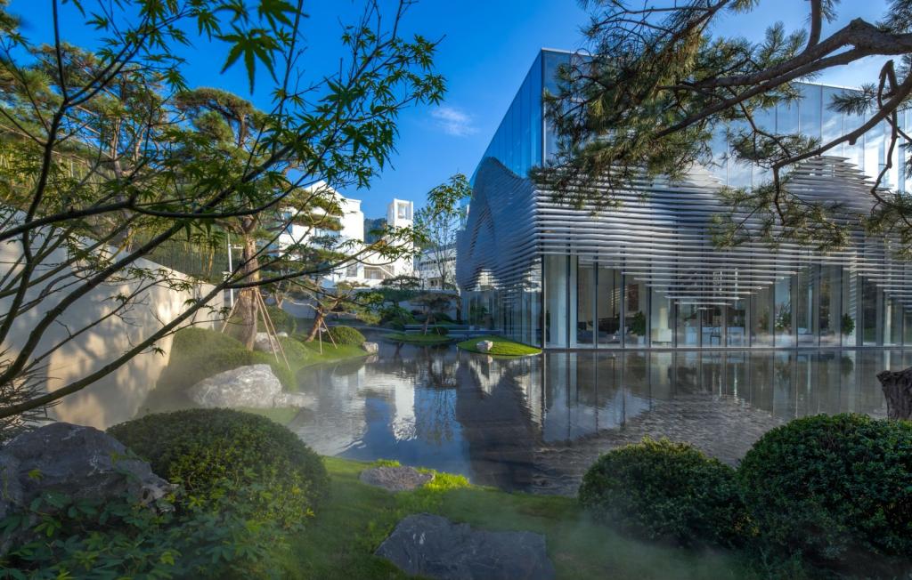 BIM建筑|大道非形-不受风格约束的建筑 / aoe事建组的建筑实践之路