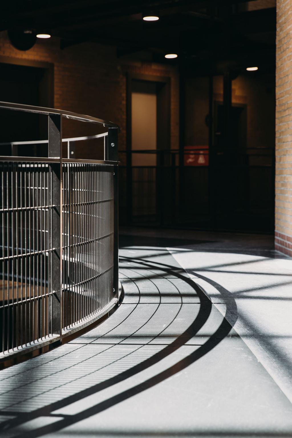 BIM建筑|由监狱改造而成的学校 / Atelier PRO architects