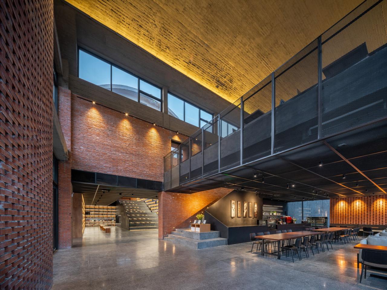 BIM建筑|南京先锋汤山矿坑书店 / 东南大学建筑学院 + 艺合境建筑事务所