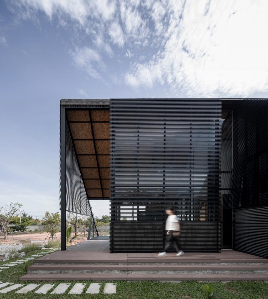 BIM建筑|三角屋，后院私宅 / TOUCH Architect