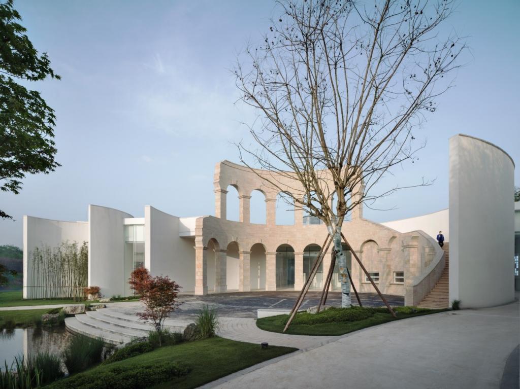 BIM建筑|大道非形-不受风格约束的建筑 / aoe事建组的建筑实践之路