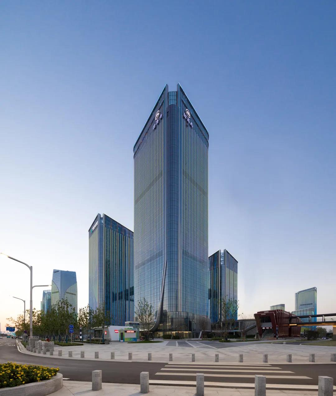 BIM建筑|最美全运会完美收官，奥体中轴之门继续绽放新的生命力 / 三益建筑设计