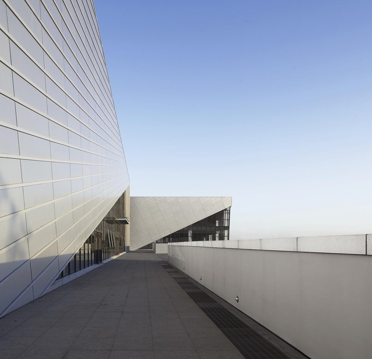 BIM建筑|济南山东第一医科大学文体中心 / 天津大学设计总院·顾志宏工作室