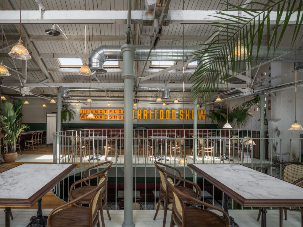 BIM建筑|工业建筑如何改造为泰式茶餐厅？ / 三厘社triostudio