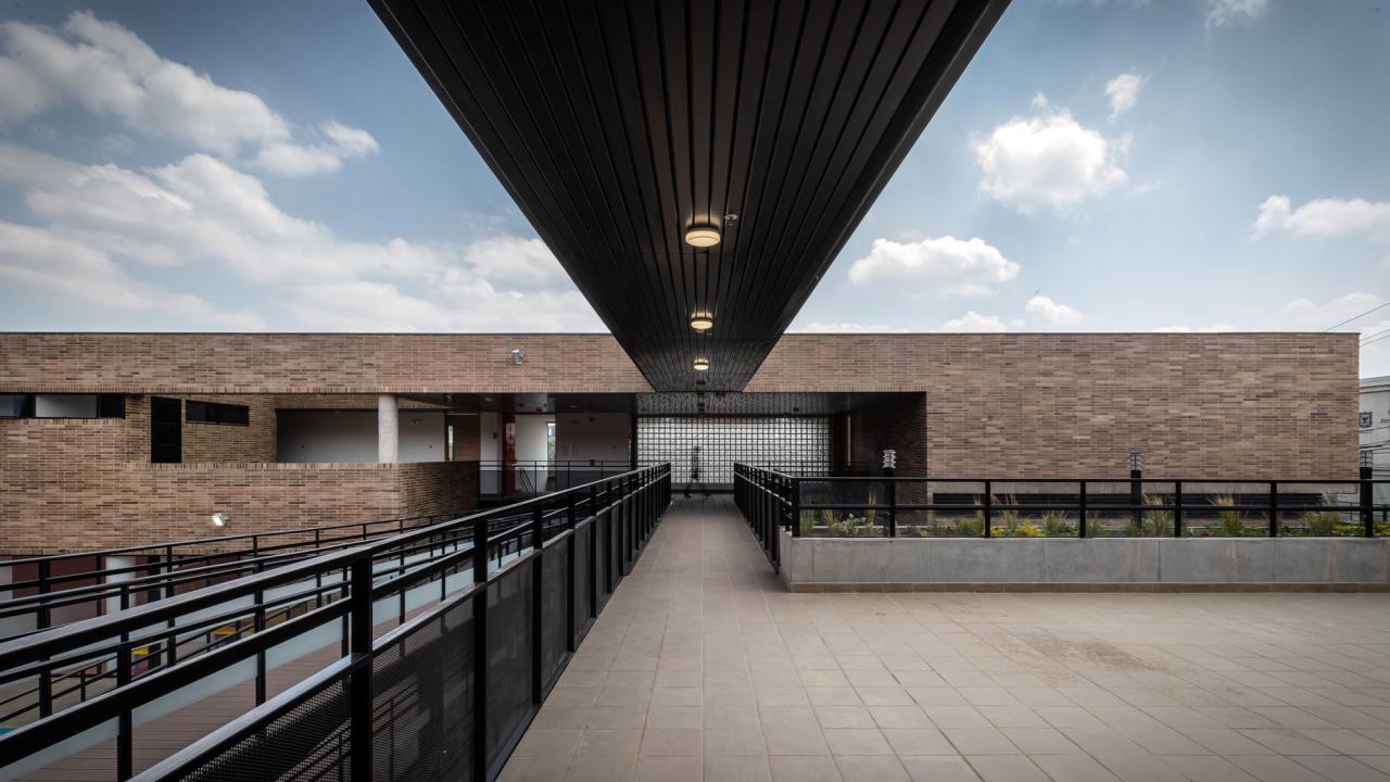 BIM建筑|哥伦比亚“玩乐时光”幼儿园 / DARP