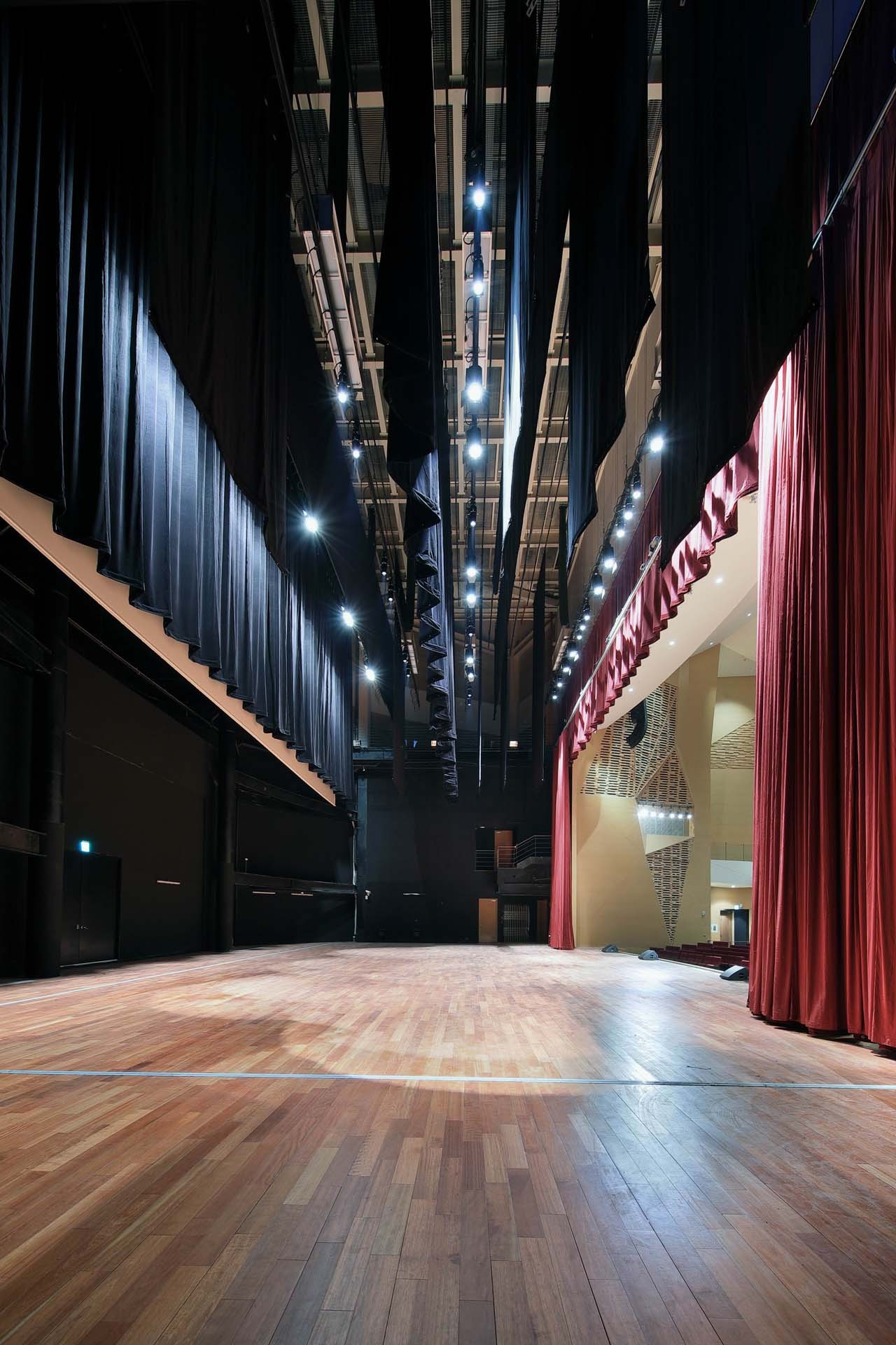 BIM建筑|台湾中央大学多功能大礼堂 / 潘冀联合建筑师事务所