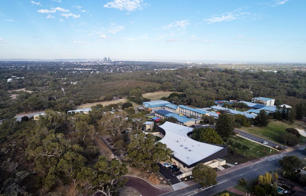 BIM建筑|城市海滩寄宿制学院 / iredale pedersen hook architects