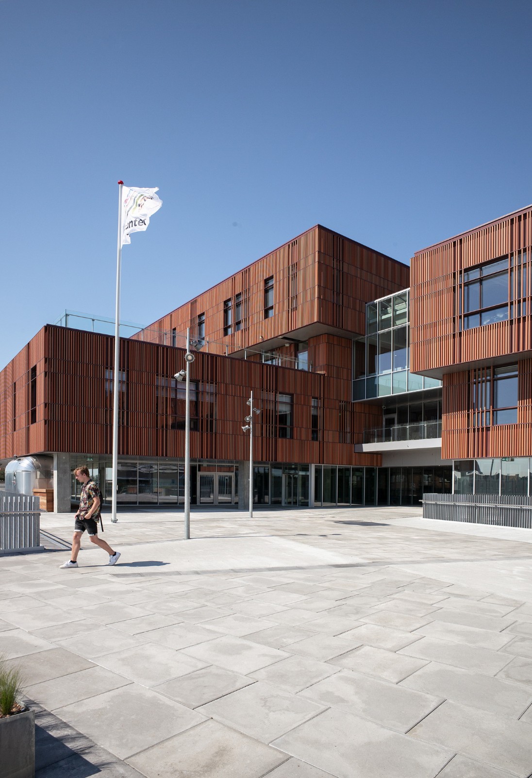 BIM建筑|Mercantec Midtbyens 体育馆 / Cubo 建筑事务所