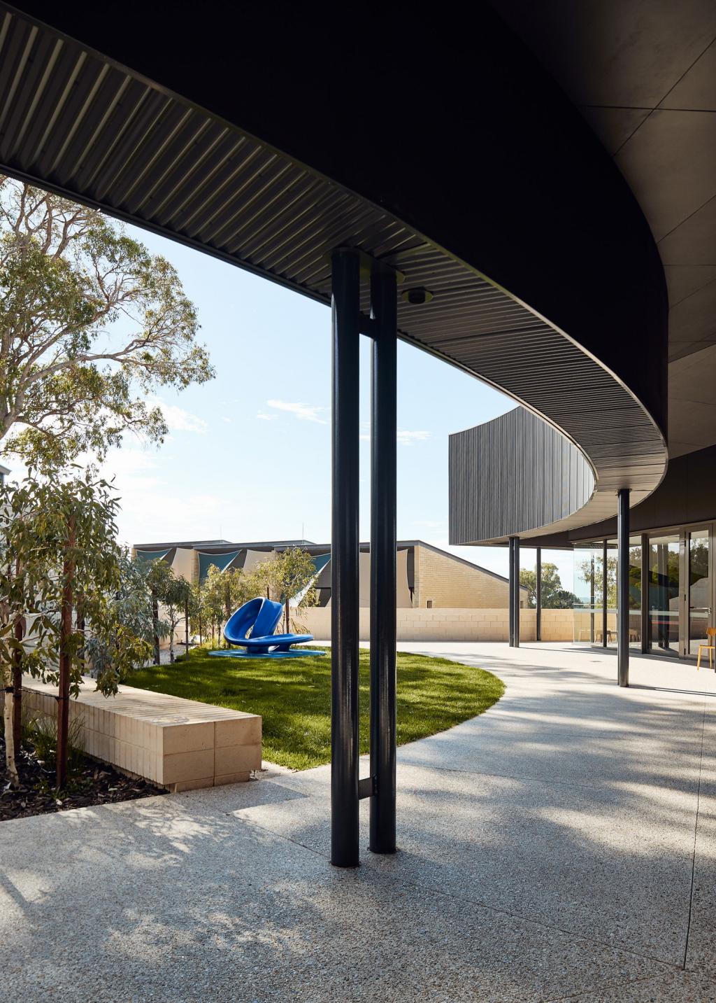 BIM建筑|城市海滩寄宿制学院 / iredale pedersen hook architects