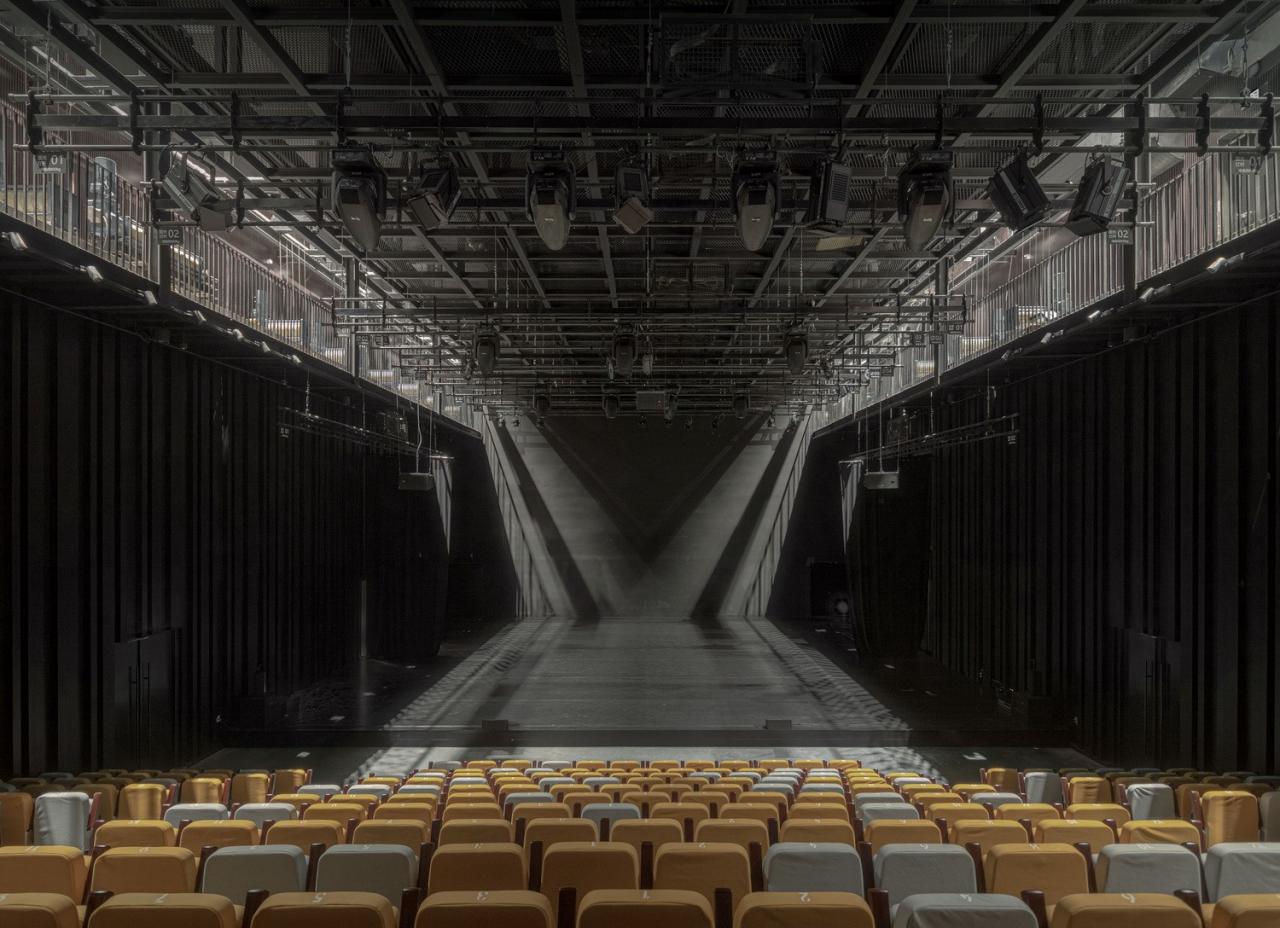 BIM建筑|阿那亚剧场 Aranya Theatre / 迹·建筑事务所（TAO）