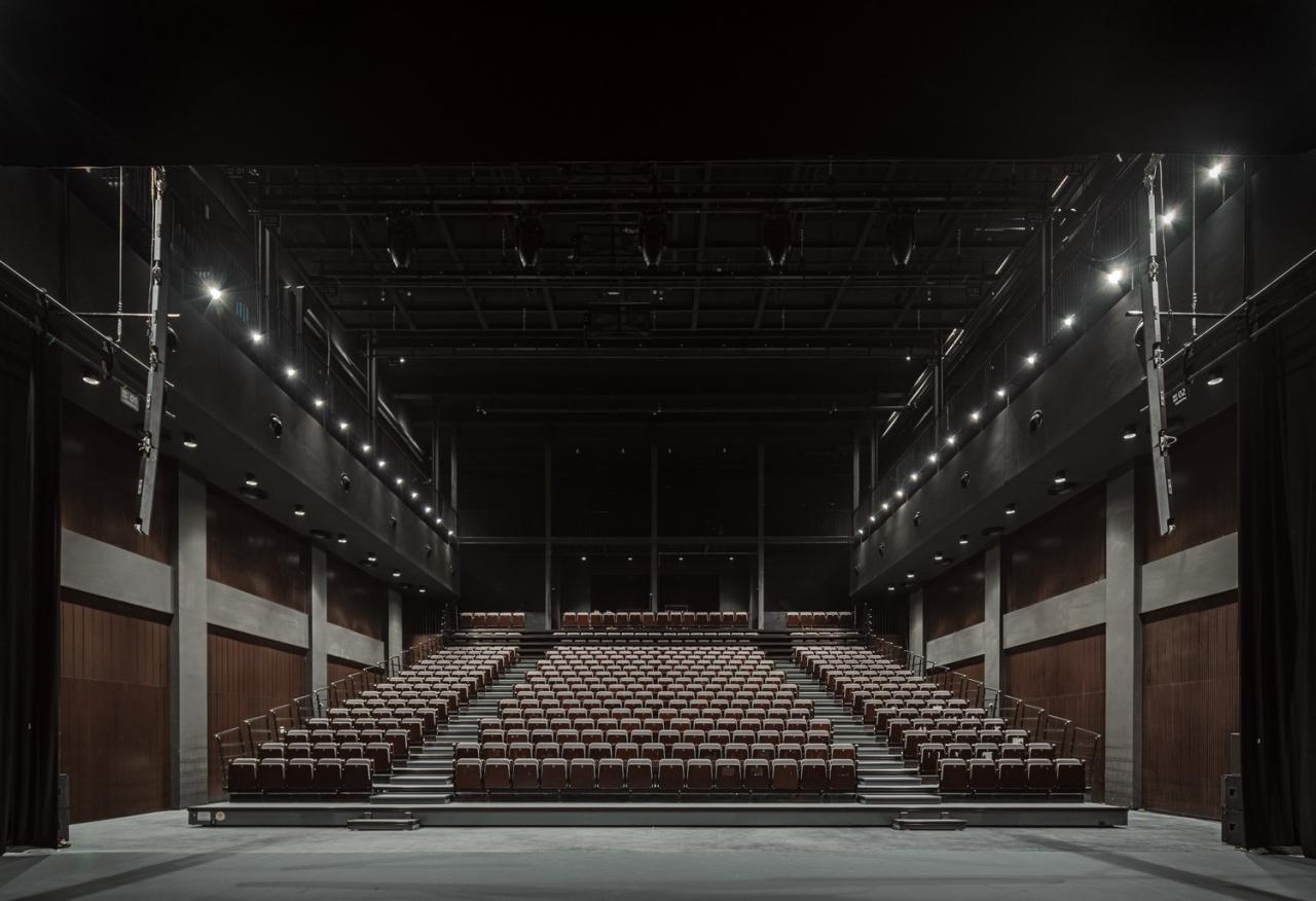 BIM建筑|阿那亚剧场 Aranya Theatre / 迹·建筑事务所（TAO）