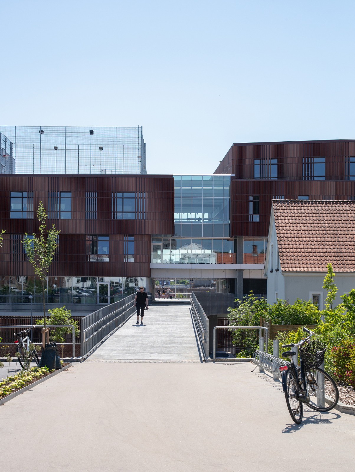 BIM建筑|Mercantec Midtbyens 体育馆 / Cubo 建筑事务所