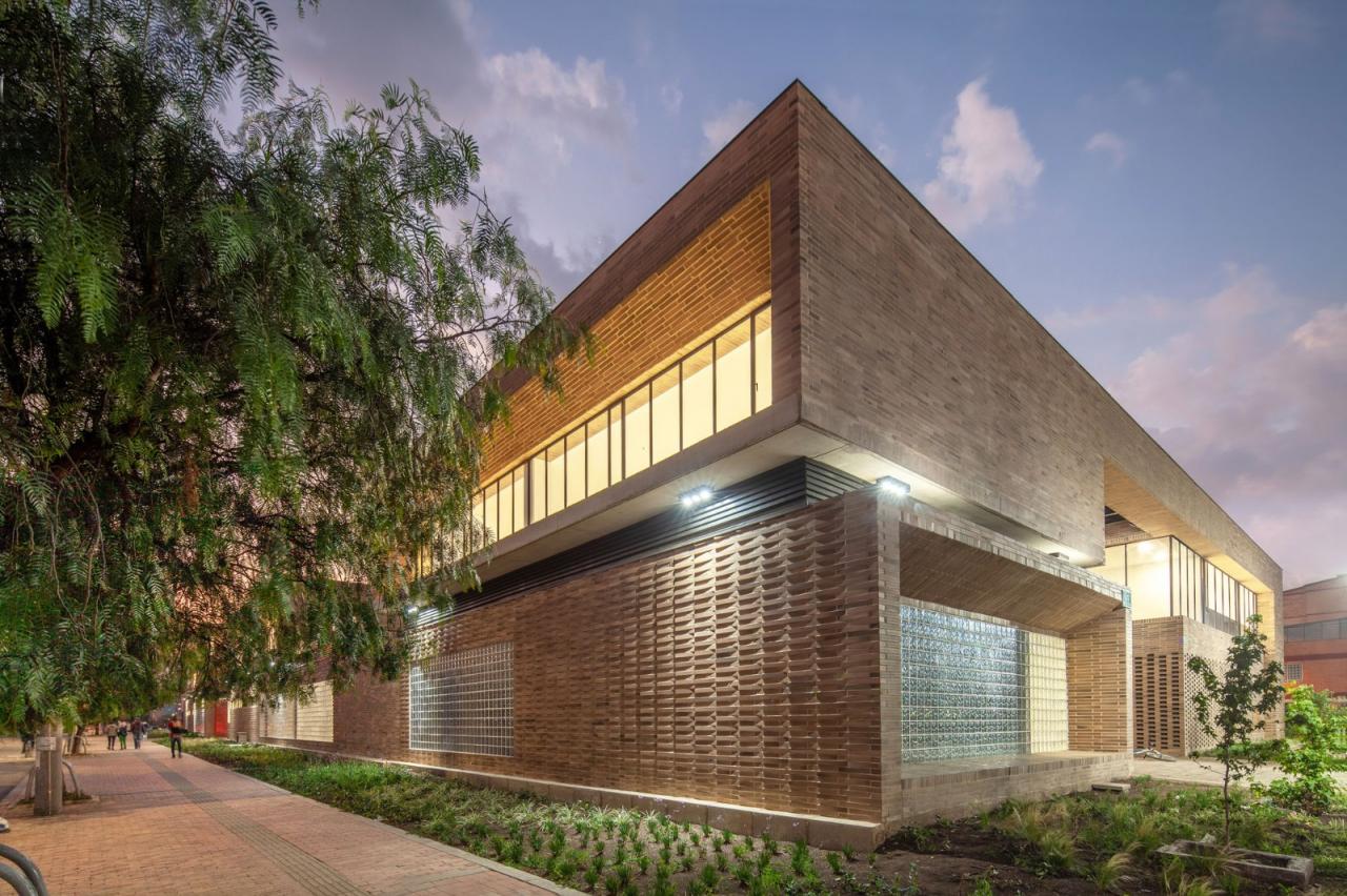 BIM建筑|哥伦比亚“玩乐时光”幼儿园 / DARP