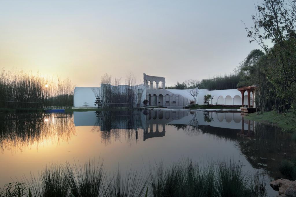 BIM建筑|大道非形-不受风格约束的建筑 / aoe事建组的建筑实践之路