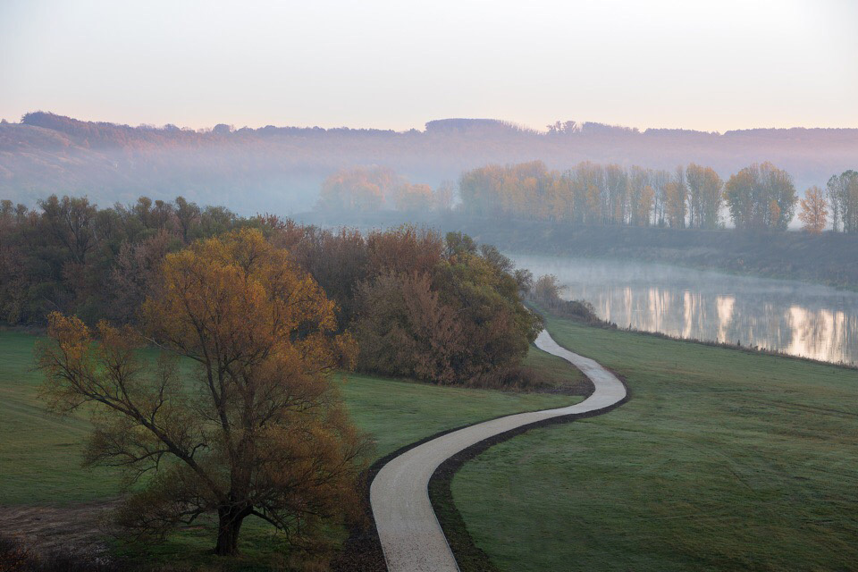 BIM建筑|库代克山公园游客接待中心 / Megabudka Architecture Bureau