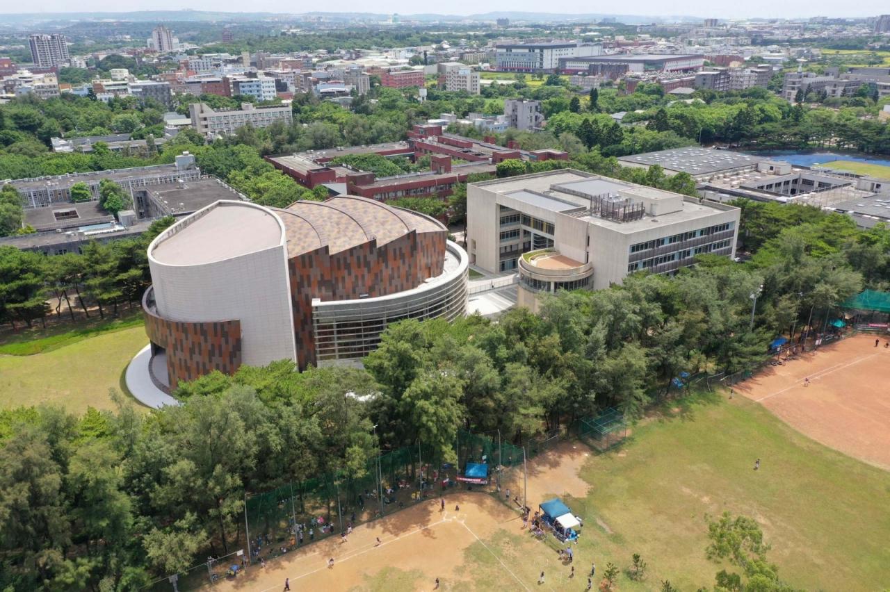 BIM建筑|台湾中央大学多功能大礼堂 / 潘冀联合建筑师事务所