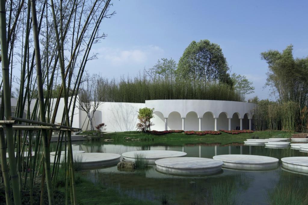 BIM建筑|大道非形-不受风格约束的建筑 / aoe事建组的建筑实践之路