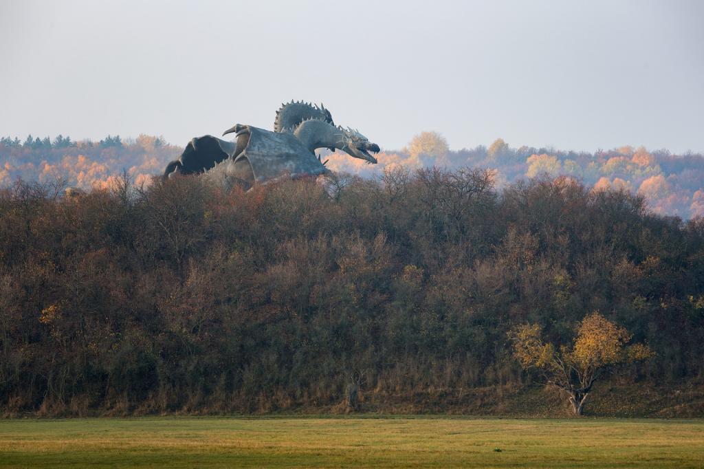 BIM建筑|库代克山公园游客接待中心 / Megabudka Architecture Bureau