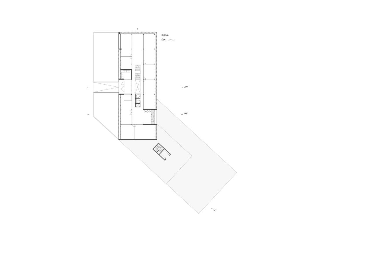 BIM建筑|AOC 商务中心 / mube arquitectura