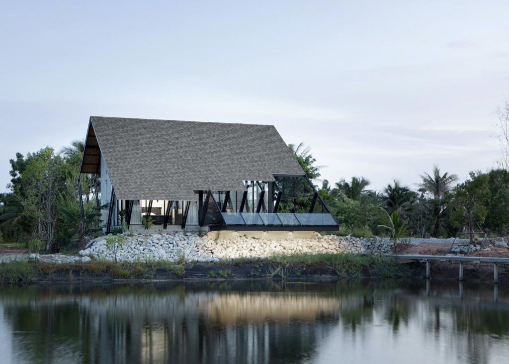 BIM建筑|三角屋，后院私宅 / TOUCH Architect