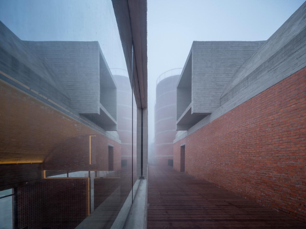 BIM建筑|南京先锋汤山矿坑书店 / 东南大学建筑学院 + 艺合境建筑事务所