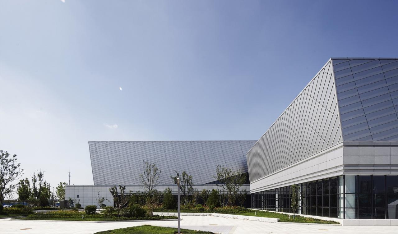 BIM建筑|济南山东第一医科大学文体中心 / 天津大学设计总院·顾志宏工作室