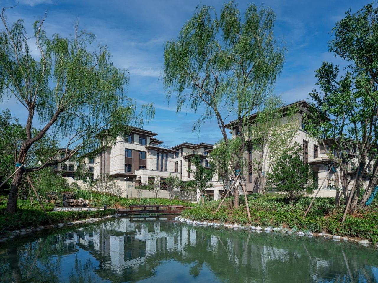 BIM建筑|诗意栖居，东方雅韵——凤凰谷·乐活小镇一期 / 天友设计