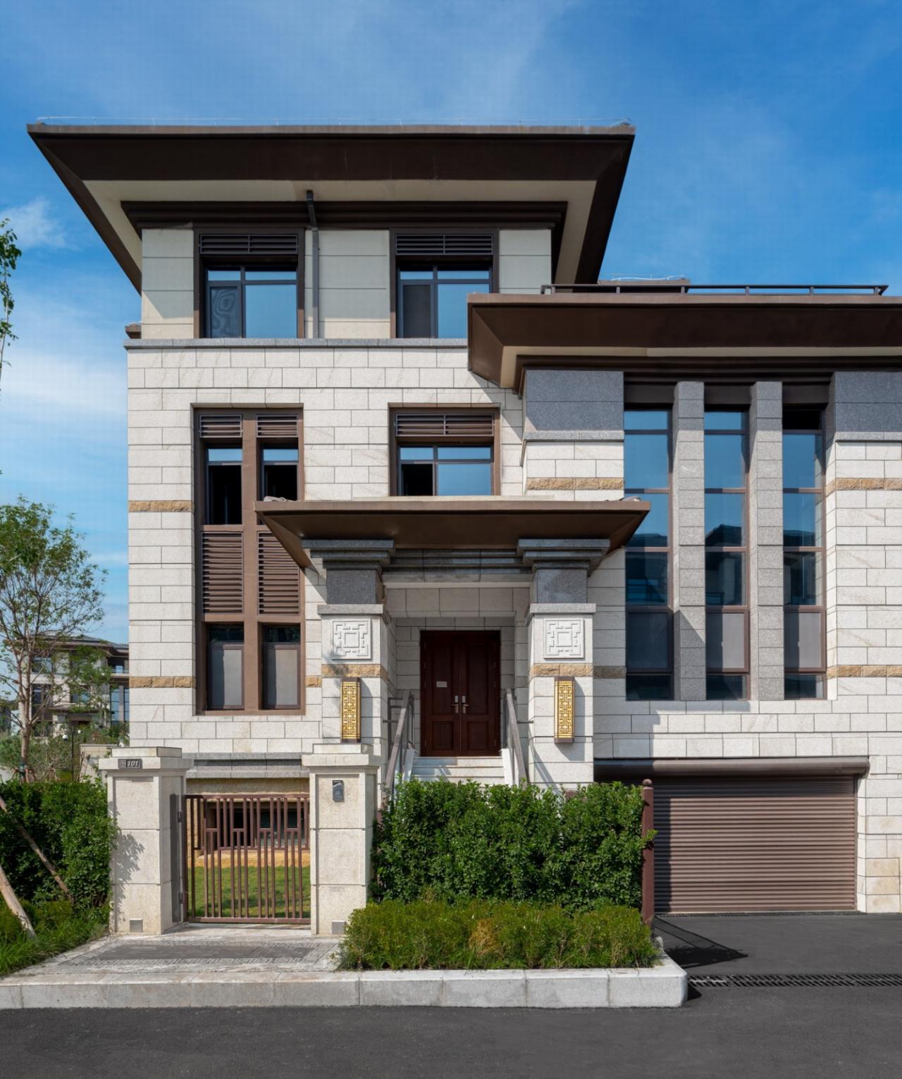 BIM建筑|诗意栖居，东方雅韵——凤凰谷·乐活小镇一期 / 天友设计