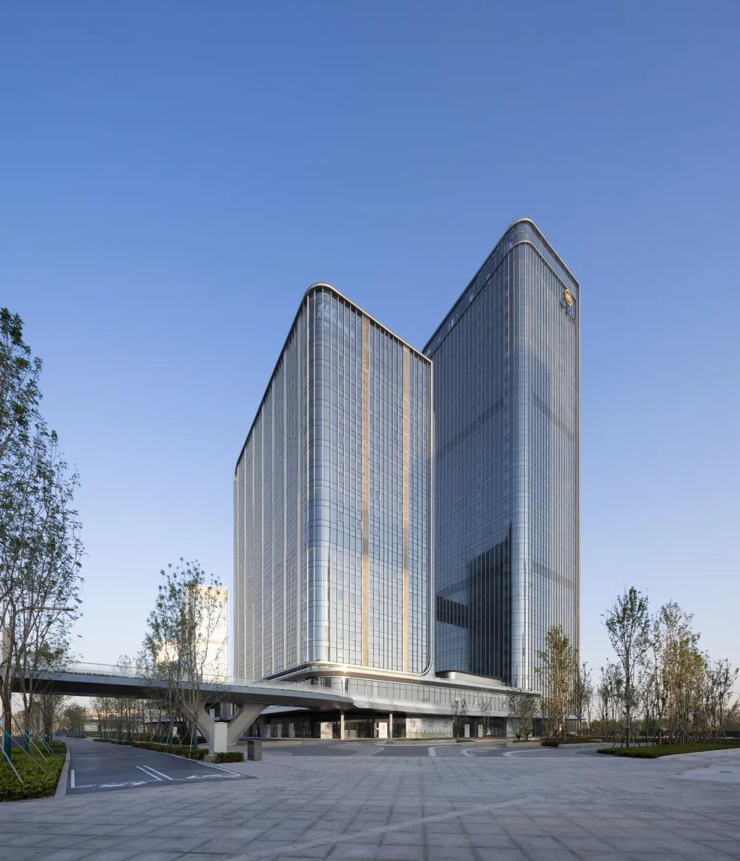 BIM建筑|最美全运会完美收官，奥体中轴之门继续绽放新的生命力 / 三益建筑设计